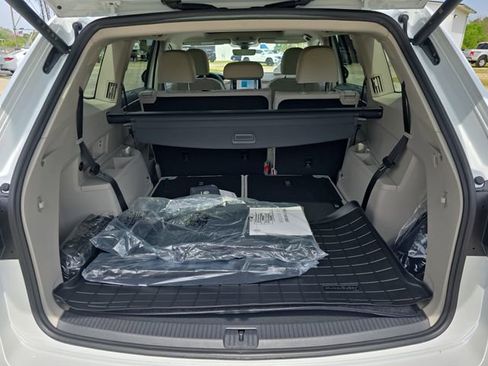 New 2026 Volkswagen Atlas SEL Premium R-Line AWD/4WD image 11