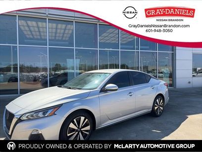 Used 2022 Nissan Altima 2.5 SV