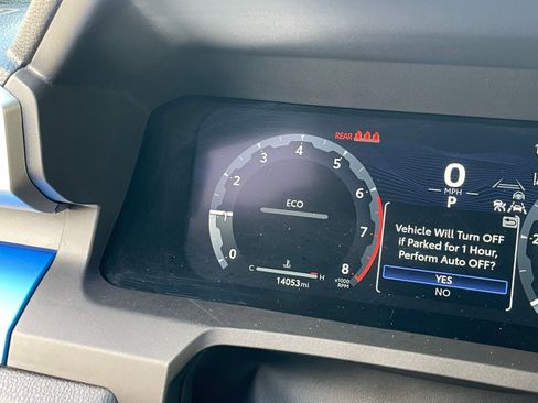 Used 2025 Toyota Tacoma SR image 39