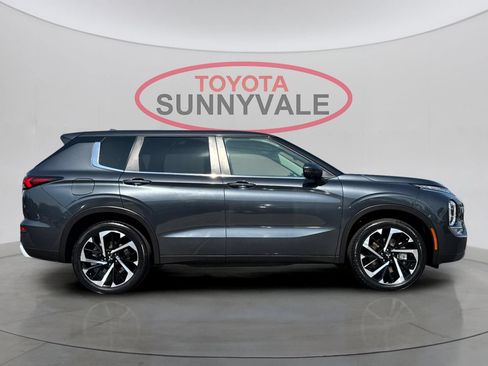 Used 2024 Mitsubishi Outlander SE AWD/4WD image 9