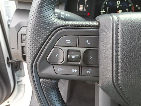 Used 2026 Toyota Tacoma SR image 19