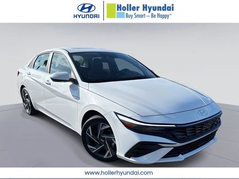 Certified 2025 Hyundai Elantra SEL image 1