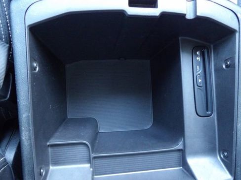 Used 2017 RAM 2500 Laramie w/ Off Road Package image 34