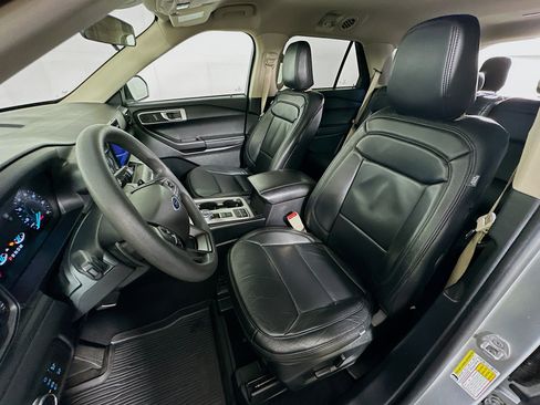 Used 2020 Ford Explorer 2WD image 13