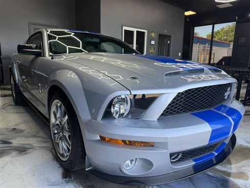 Used 2008 Ford Mustang Shelby GT500 RWD image 17