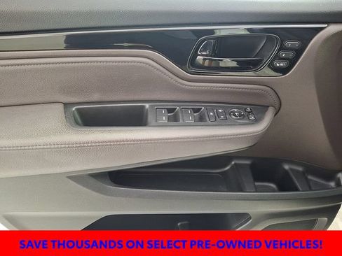 Used 2019 Honda Odyssey Elite image 14