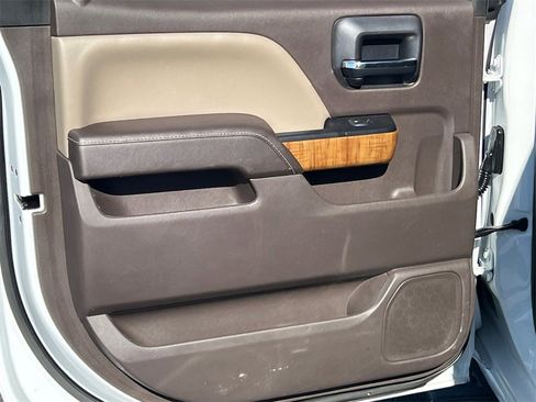 Used 2017 GMC Sierra 1500 SLT image 23