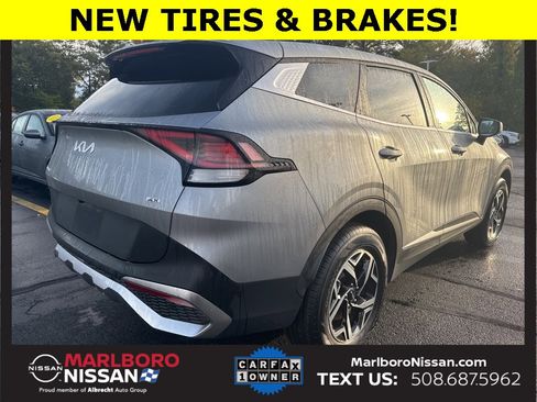 Used 2024 Kia Sportage LX image 7