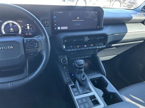 Used 2024 Toyota Land Cruiser image 19