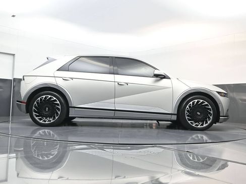 Certified 2023 Hyundai Ioniq 5 Limited w/ Cargo Package AWD/4WD image 26