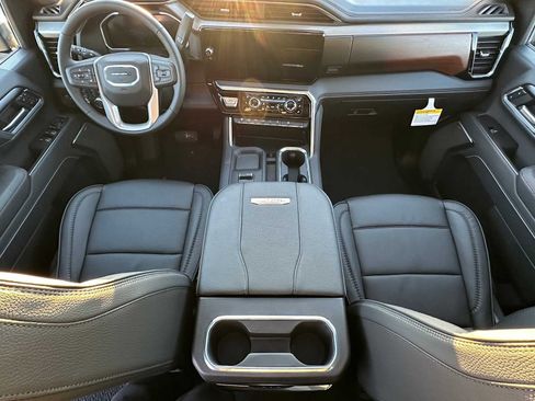 New 2026 GMC Sierra 2500 Denali image 18