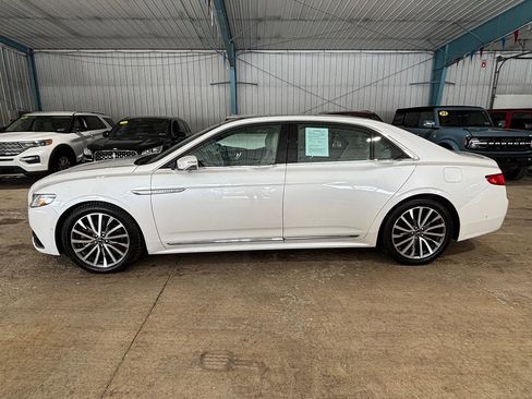 Used 2017 Lincoln Continental Select w/ Technology Package image 4
