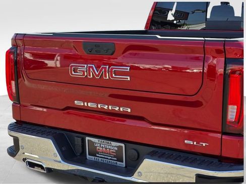 New 2026 GMC Sierra 1500 SLT w/ SLT Premium Plus Package AWD/4WD image 13