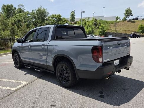 Used 2025 Honda Ridgeline TrailSport+ image 4