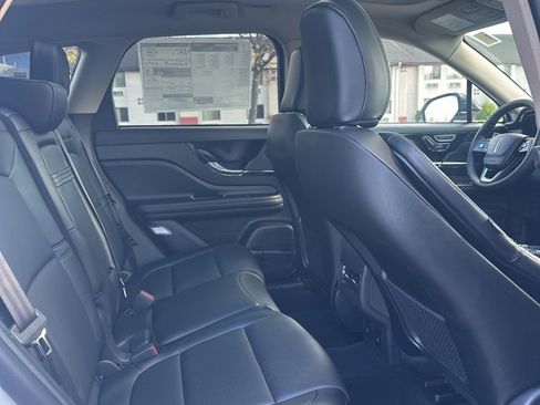 New 2025 Lincoln Corsair AWD w/ Equipment Group 101A image 12