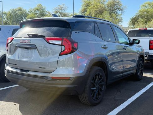 Used 2024 GMC Terrain SLT w/ Elevation Edition image 2