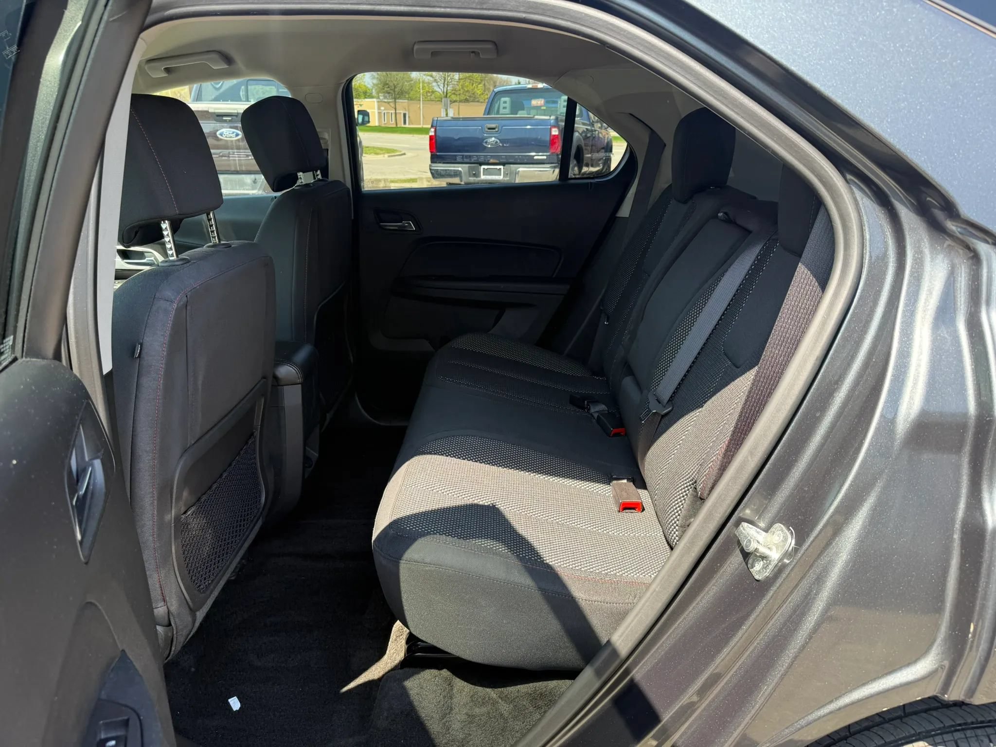 Used 2017 Chevrolet Equinox LT FWD image 23