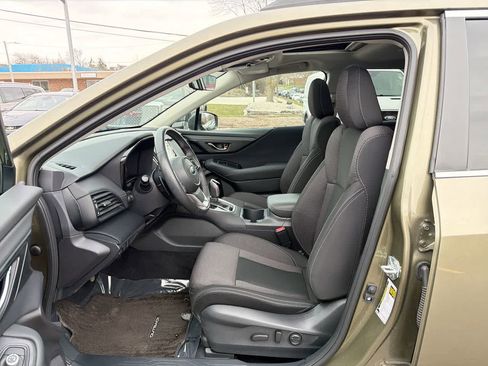 Certified 2025 Subaru Outback Premium w/ Popular Package #1A image 21