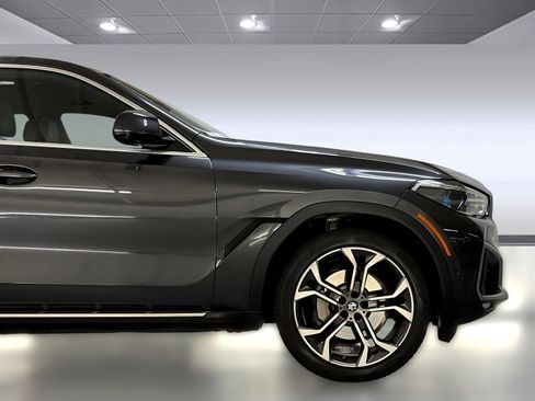 Used 2021 BMW X6 sDrive40i w/ Executive Package image 36