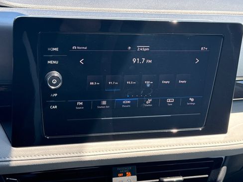 Certified 2025 Volkswagen Taos S AWD/4WD image 19