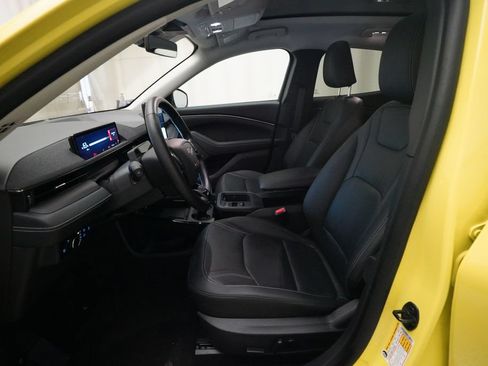 Used 2025 Ford Mustang Mach-E Premium AWD/4WD image 7