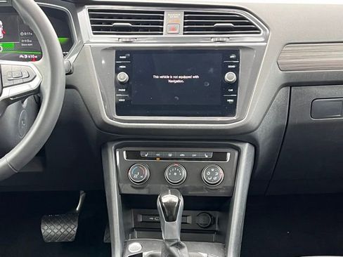 Used 2024 Volkswagen Tiguan Wolfsburg Edition image 27