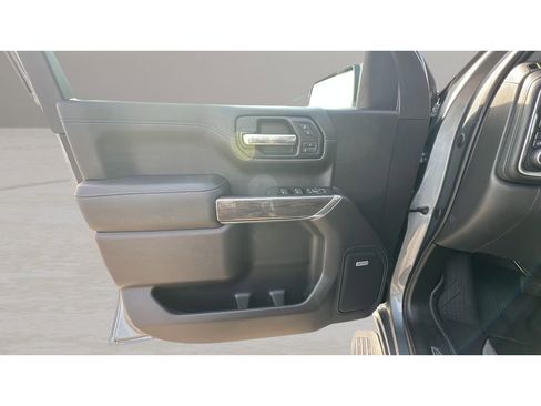 Certified 2019 Chevrolet Silverado 1500 LTZ w/ LTZ Premium Package image 26