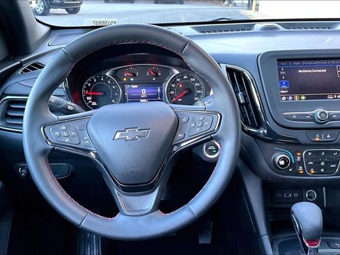 Used 2023 Chevrolet Equinox RS image 6