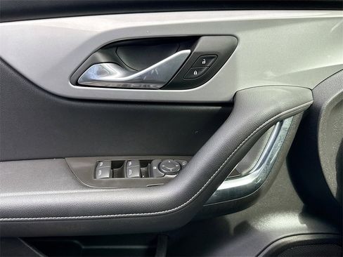 Used 2024 Chevrolet Blazer LT image 31