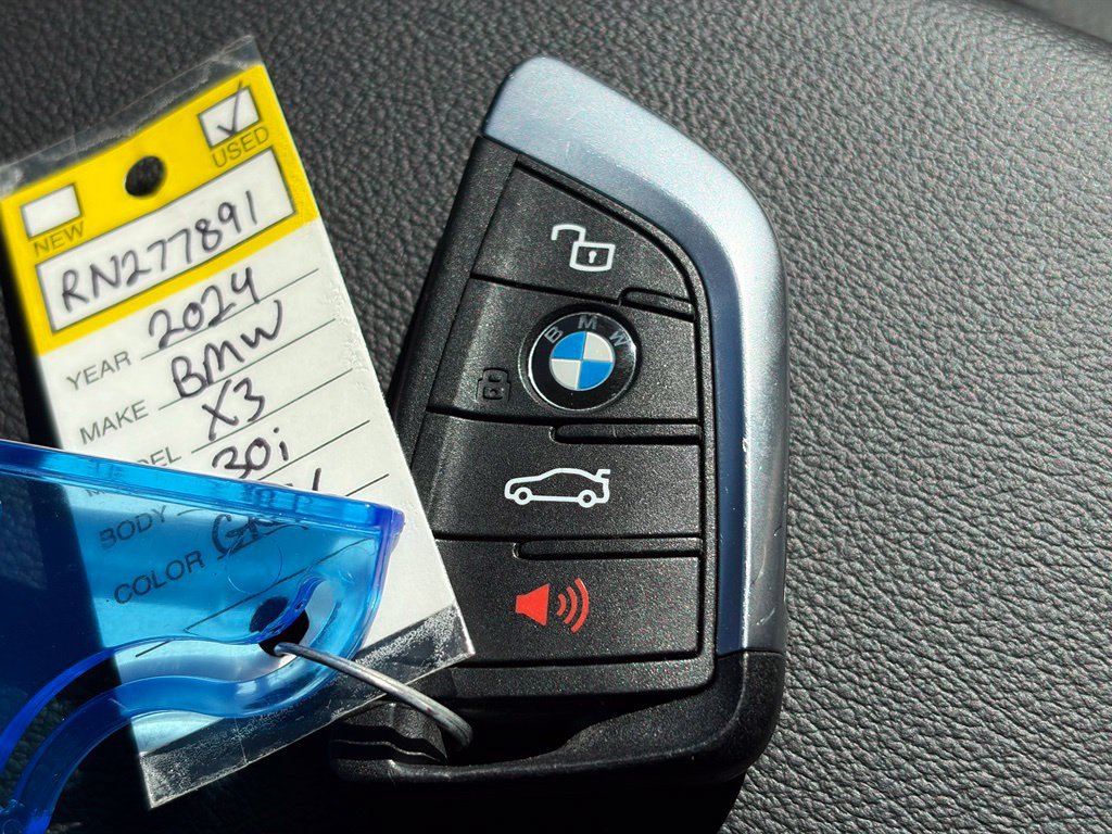 Used 2024 BMW X3 xDrive30i w/ Premium Package w/ZPA AWD/4WD image 39