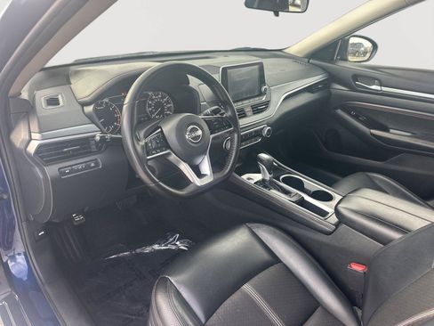 Used 2023 Nissan Altima 2.5 SR FWD image 8