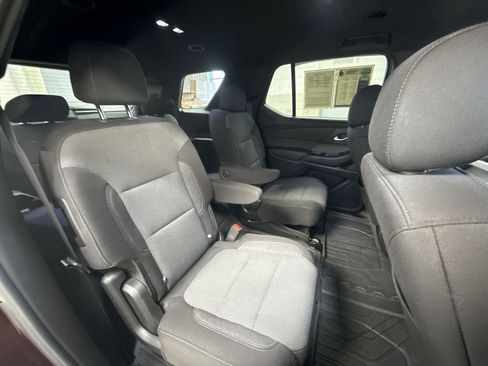 Certified 2023 Chevrolet Traverse LT image 36