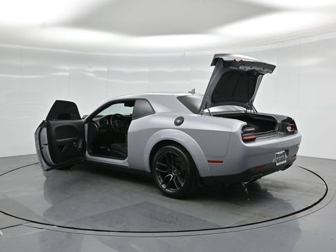 Used 2021 Dodge Challenger R/T Scat Pack RWD image 33