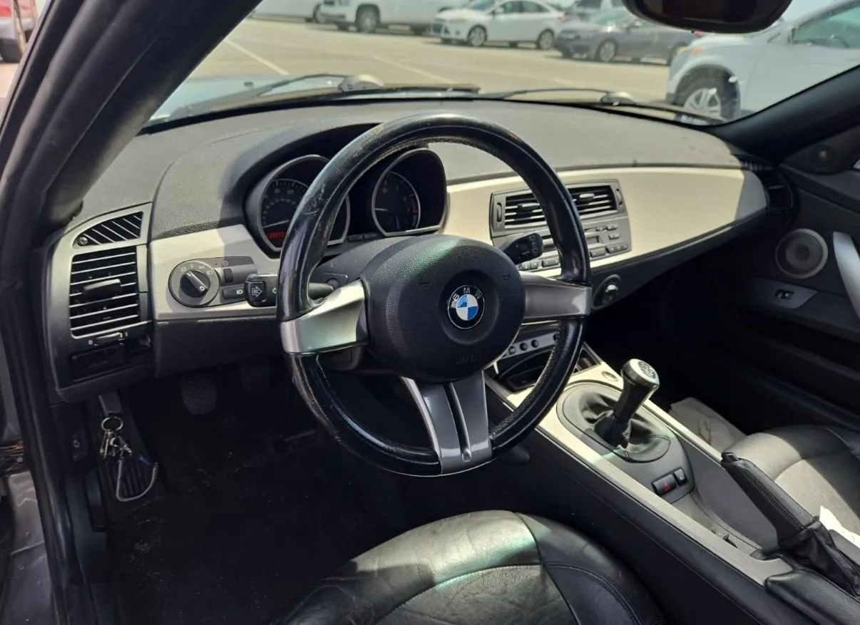 Used 2003 BMW Z4 3.0i RWD image 7