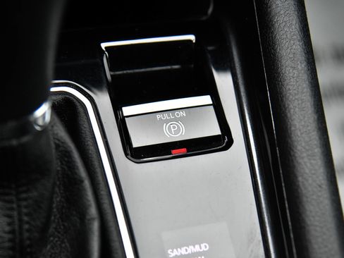 Used 2023 Jeep Compass Sport image 26