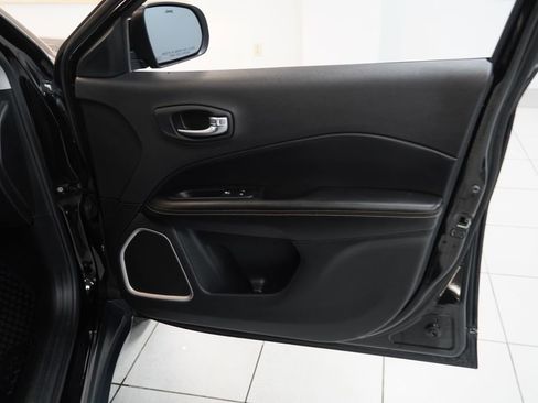 Used 2020 Jeep Compass Latitude w/ Cold Weather Group image 26