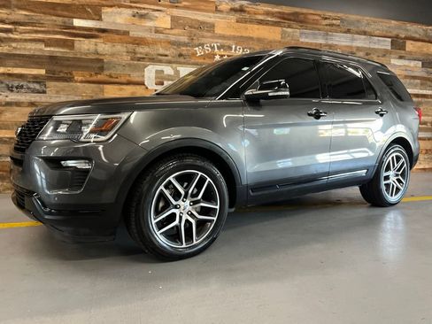 Used 2018 Ford Explorer Sport w/ Equipment Group 401A AWD/4WD image 14