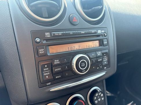 Used 2013 Nissan Rogue S AWD/4WD image 19