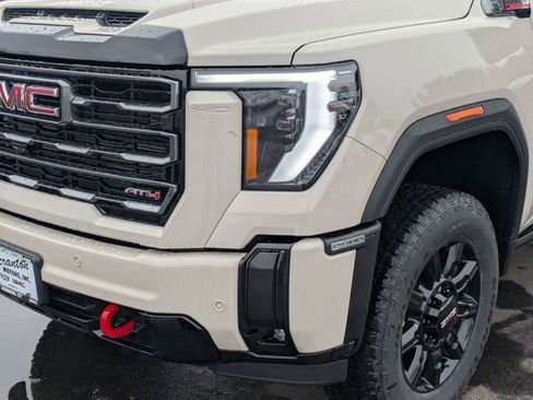 New 2026 GMC Sierra 2500 AT4 w/ AT4 Premium Plus Package image 9