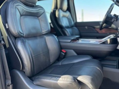 Used 2024 Lincoln Navigator L Reserve image 37