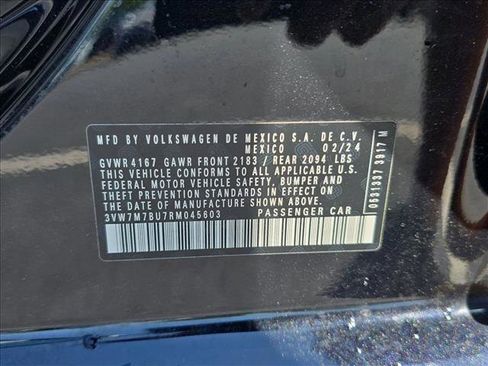 Used 2024 Volkswagen Jetta SE w/ Panoramic Sunroof Package FWD image 26
