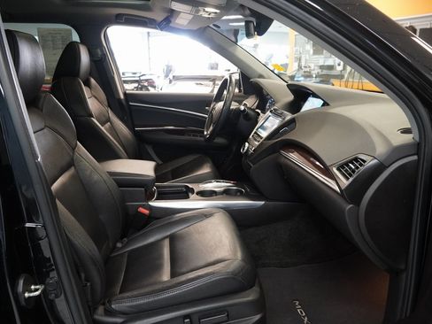 Used 2018 Acura MDX 3.5L 4D Sport Utility image 36