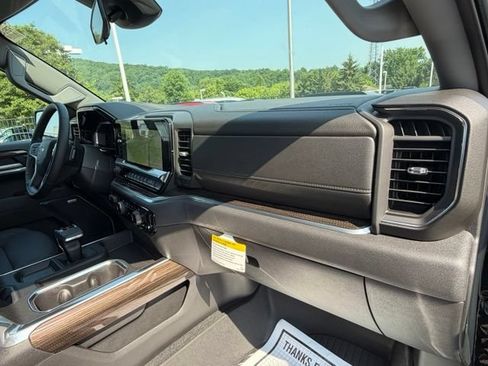 New 2026 Chevrolet Silverado 1500 LT Trail Boss w/ Safety Package AWD/4WD image 31