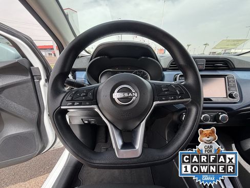 Used 2025 Nissan Versa SV w/ Trunk Package FWD image 26