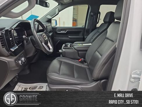Used 2024 GMC Sierra 1500 SLT AWD/4WD image 10