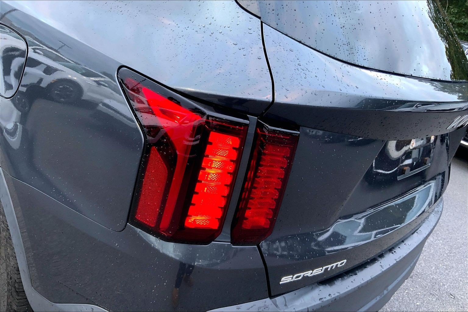 Used 2023 Kia Sorento LX FWD image 31