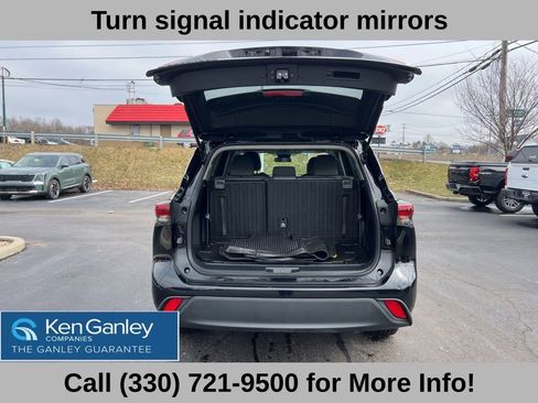 Used 2023 Toyota Highlander L FWD image 49