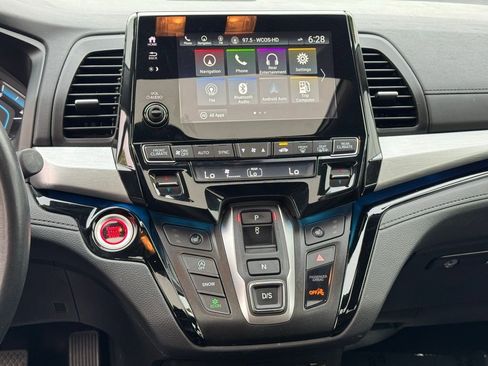 Used 2023 Honda Odyssey Touring image 19
