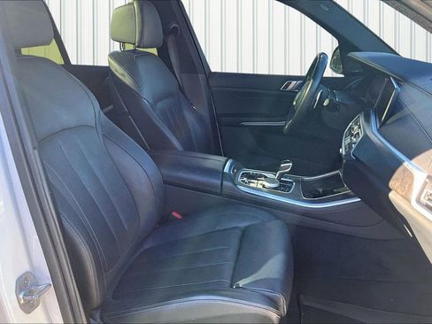 Used 2022 BMW X5 xDrive45e w/ M Sport Package image 18
