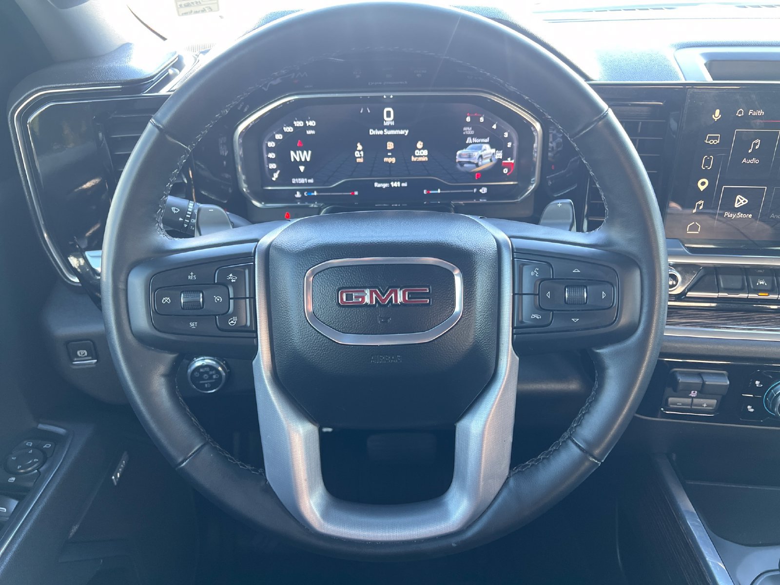 Used 2025 GMC Sierra 1500 Elevation w/ Preferred Package AWD/4WD image 13